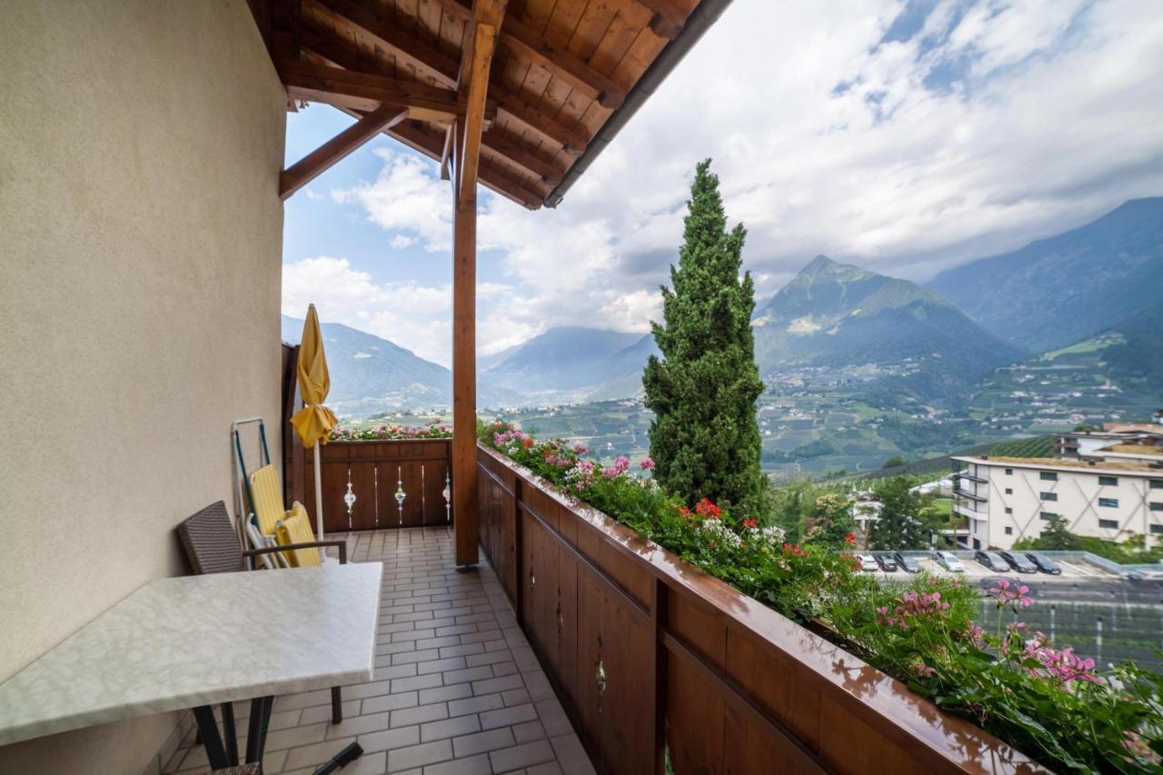 Ferienwohnung Hahnenkamm Rainegg Schenna Exterior foto